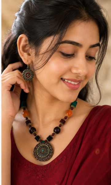 Necklace jewellery set