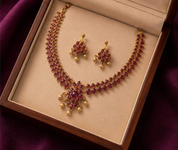 Kemp Ruby necklace set